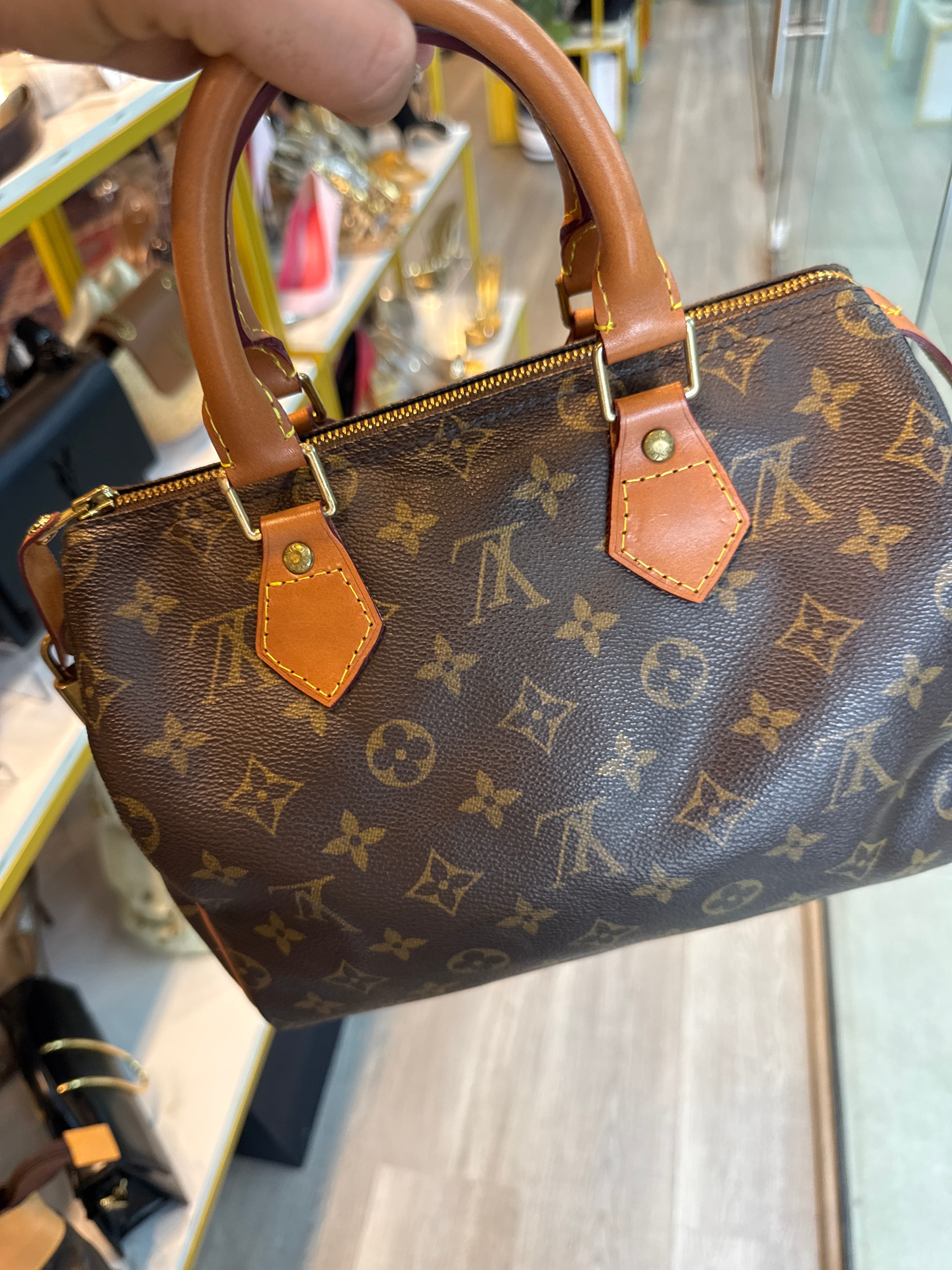 LV speedy 25
