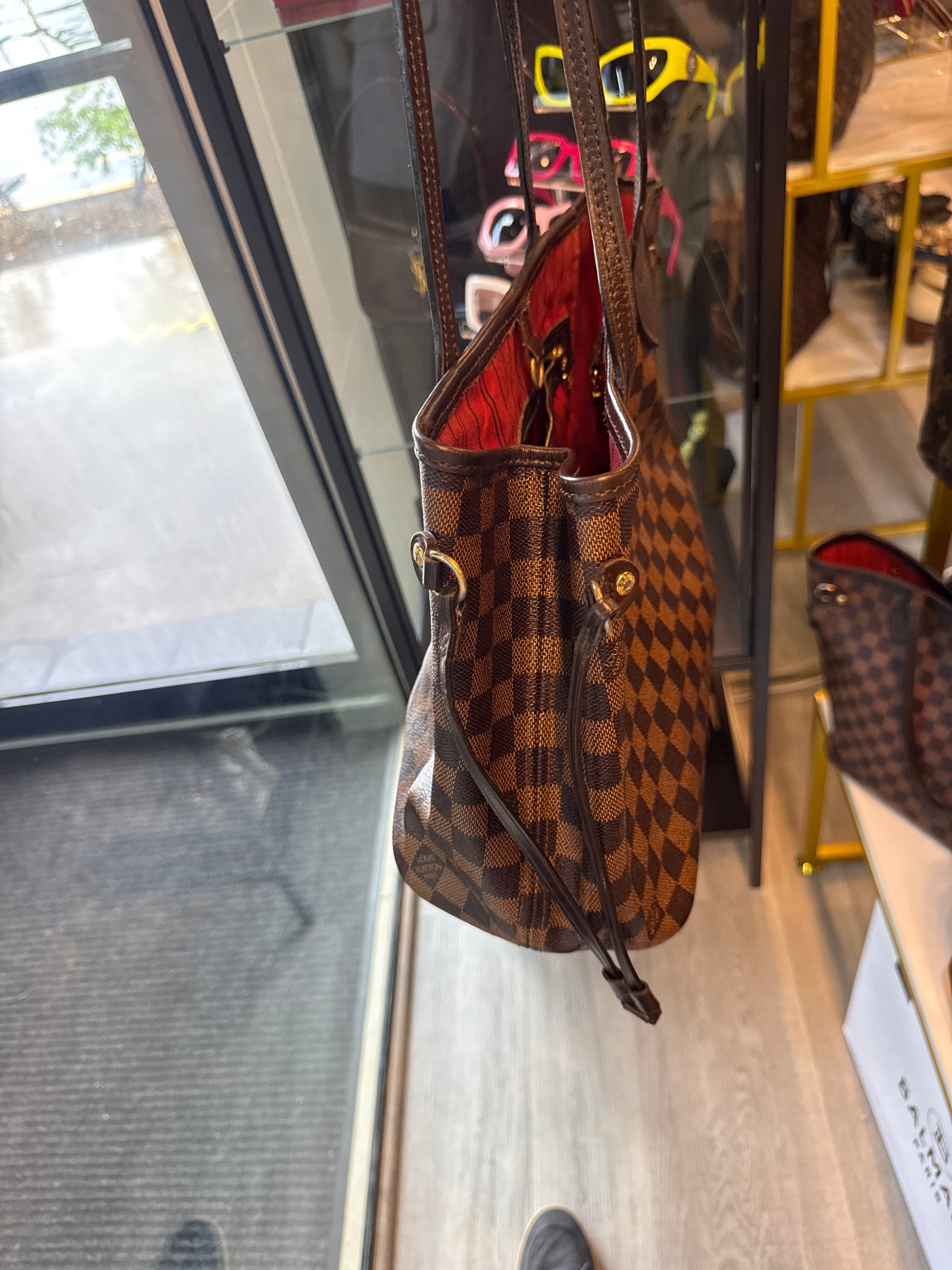 LV never full - better