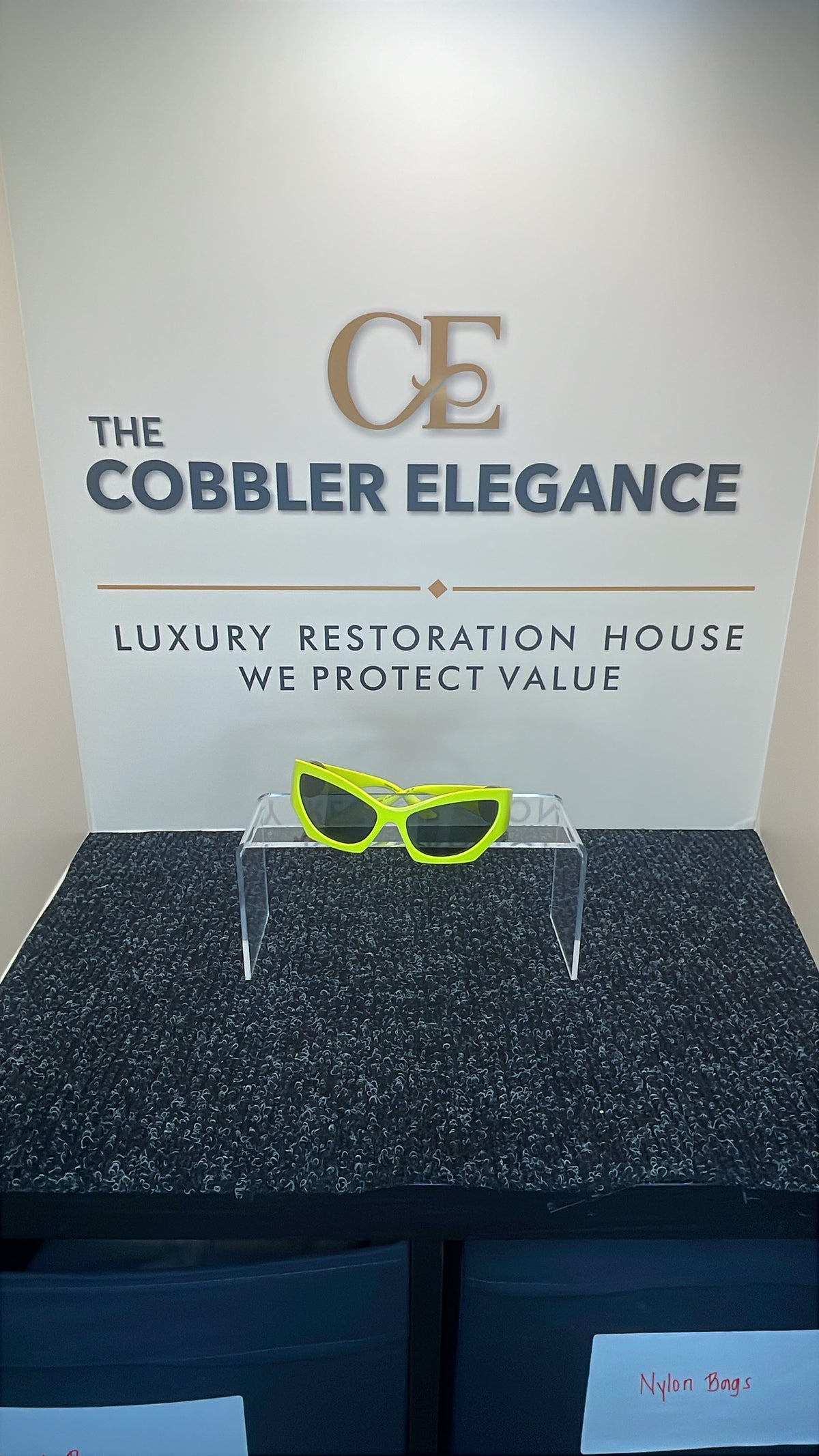 Versace Maxi Medusa Neon Yellow Cat-Eye Sunglasses New $285